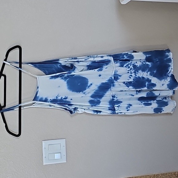 Romper - Picture 2 of 3